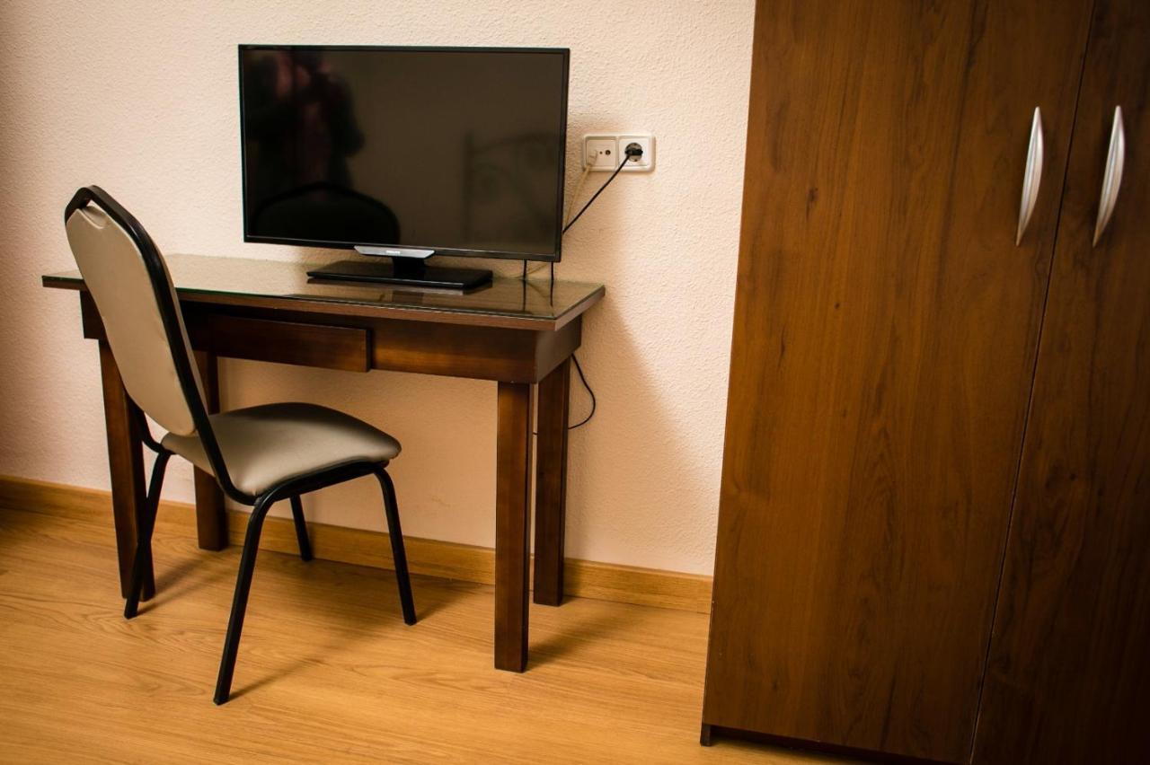 Hostal Restaurante El Paso 拜伦 外观 照片