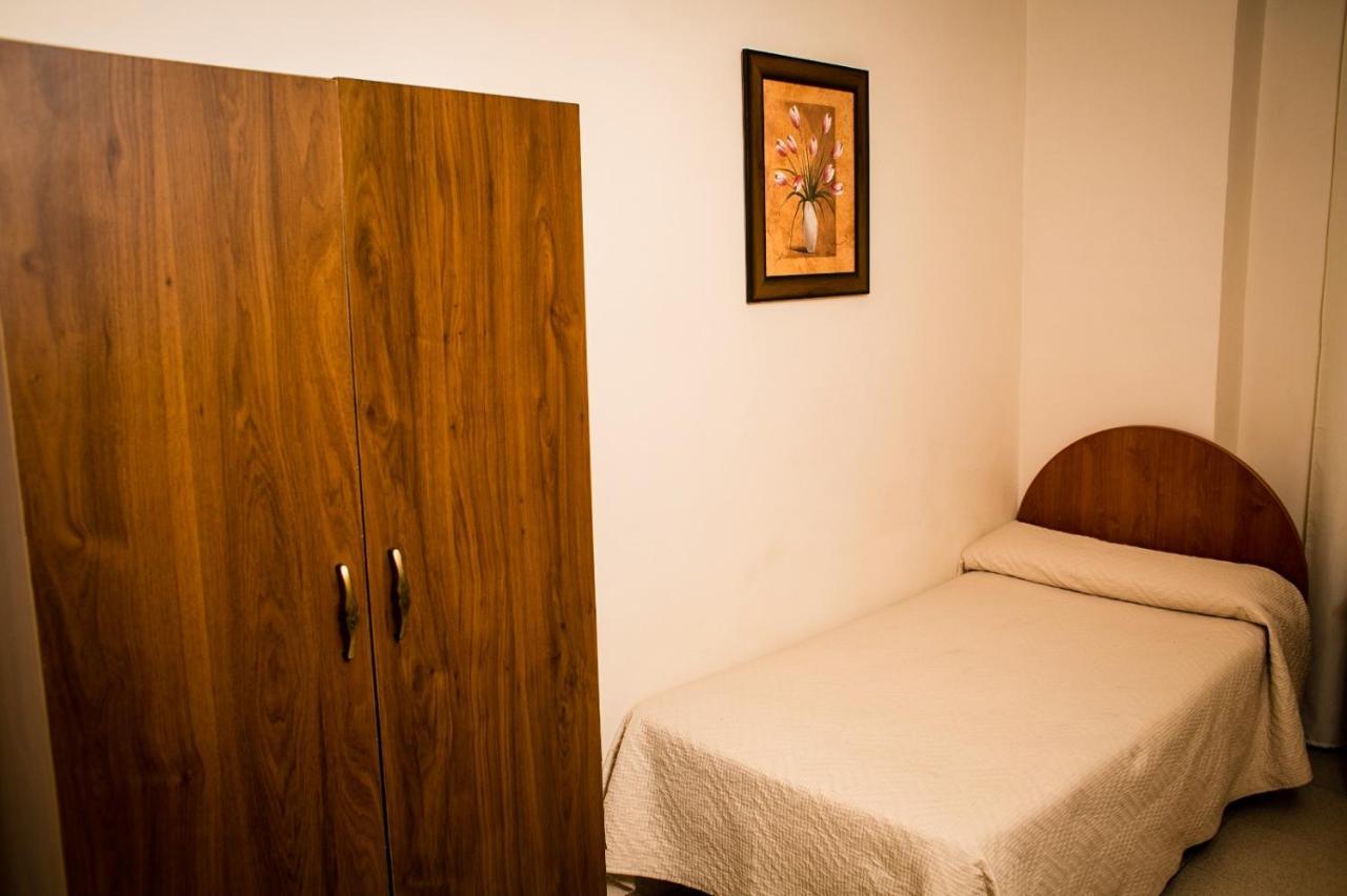 Hostal Restaurante El Paso 拜伦 外观 照片