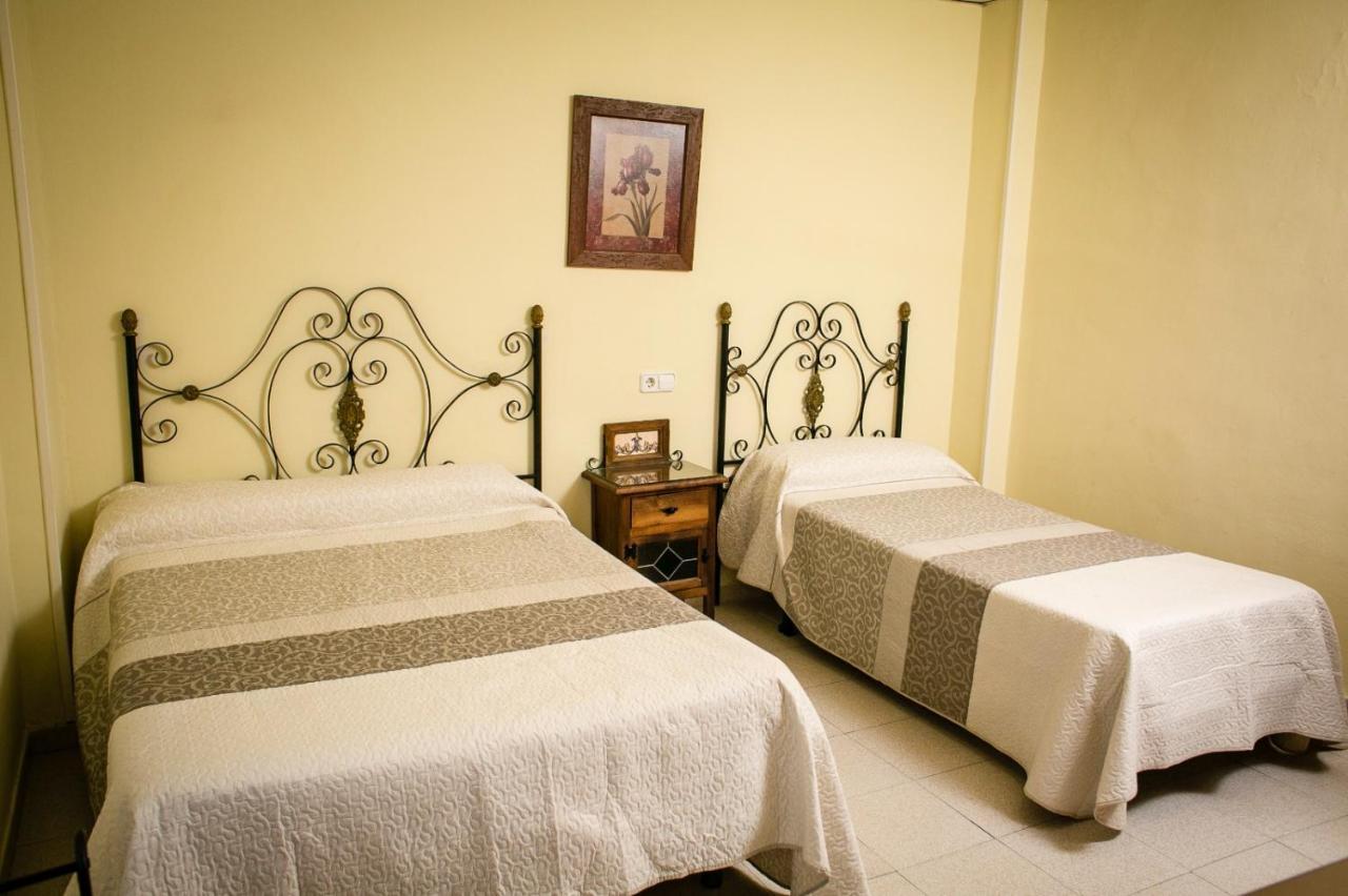 Hostal Restaurante El Paso 拜伦 外观 照片