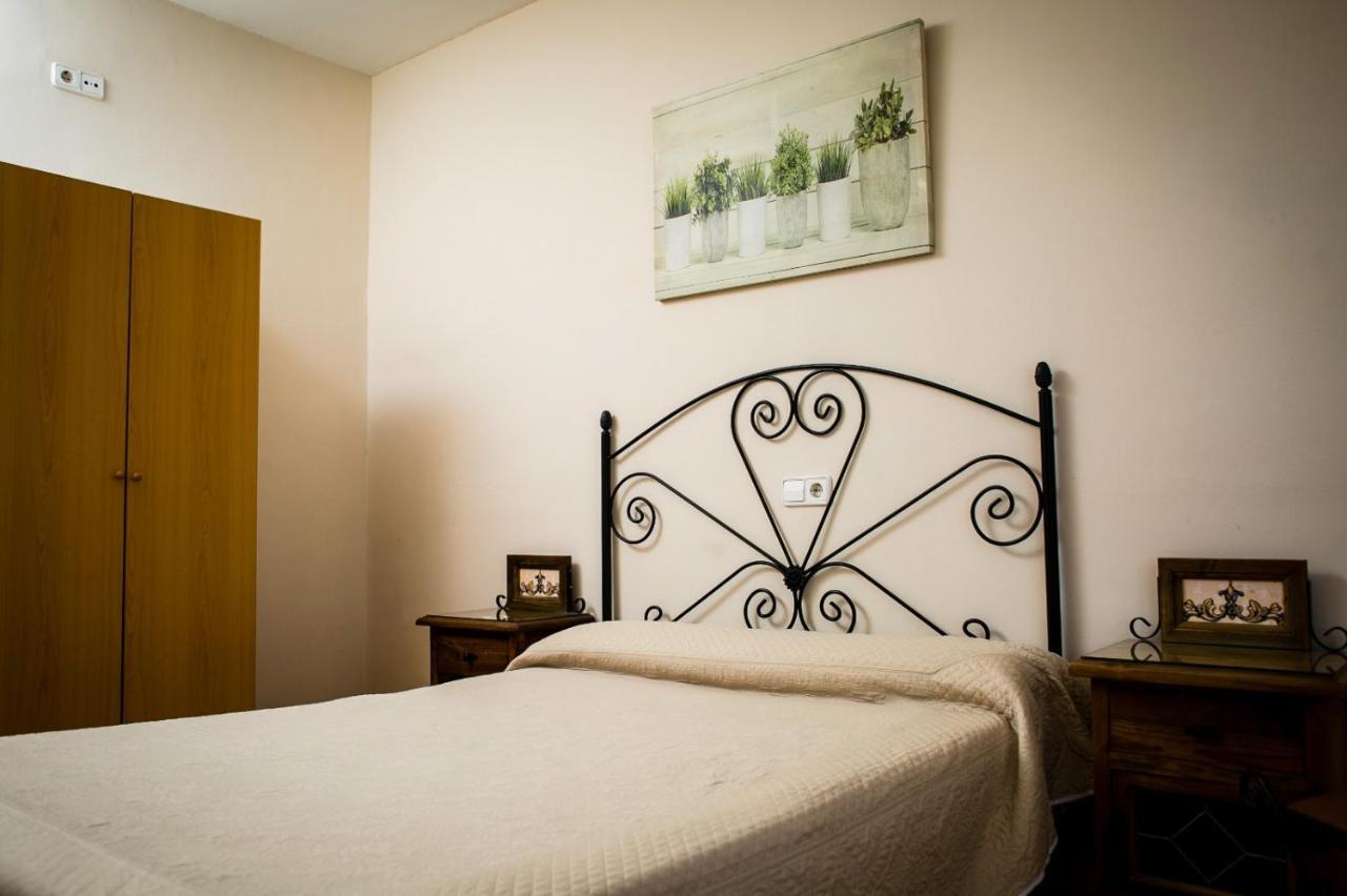 Hostal Restaurante El Paso 拜伦 外观 照片
