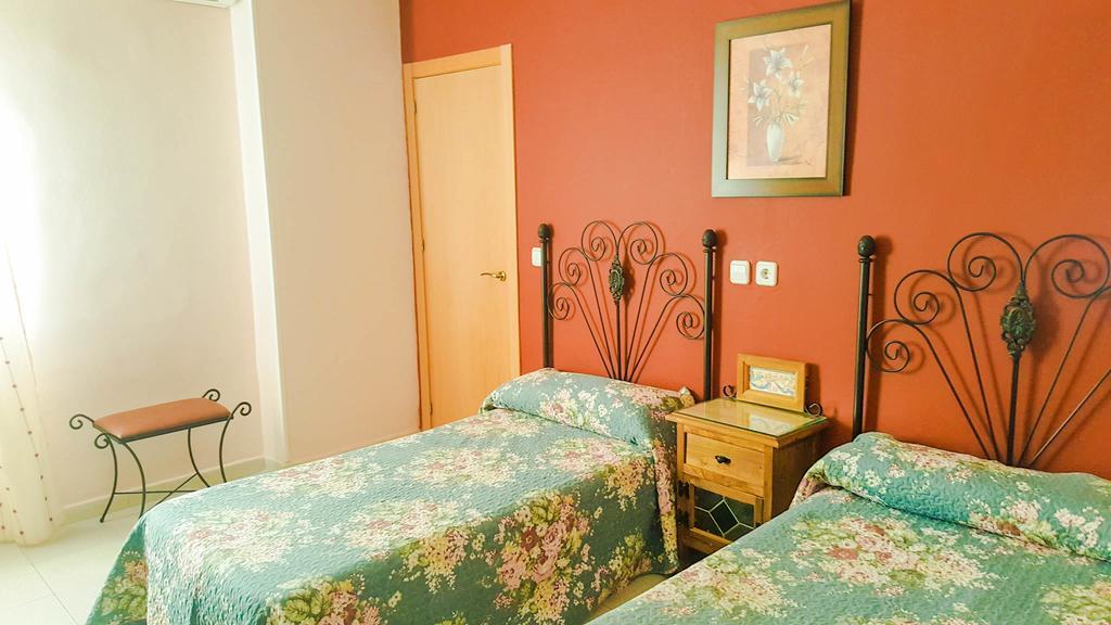 Hostal Restaurante El Paso 拜伦 外观 照片